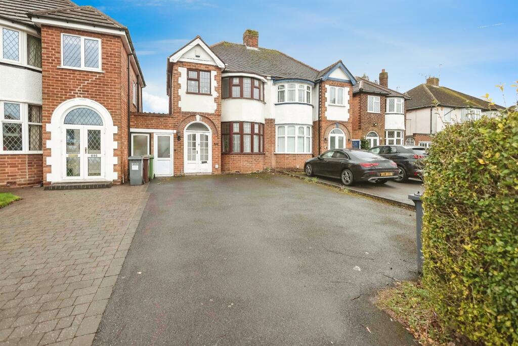 3 bedroom semidetached house for sale in Old Lode Lane, Solihull, B92