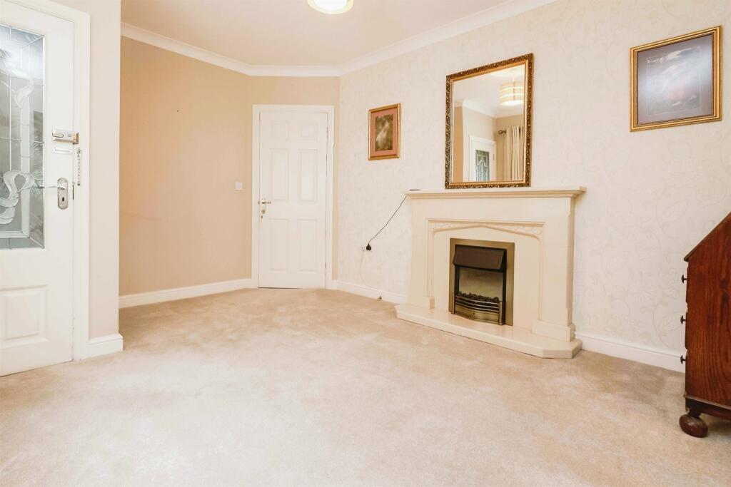 Additional property image - Common Lane, Sheldon, Birmingham