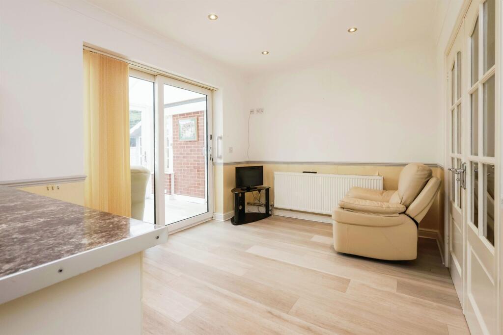 Additional property image - Common Lane, Sheldon, Birmingham