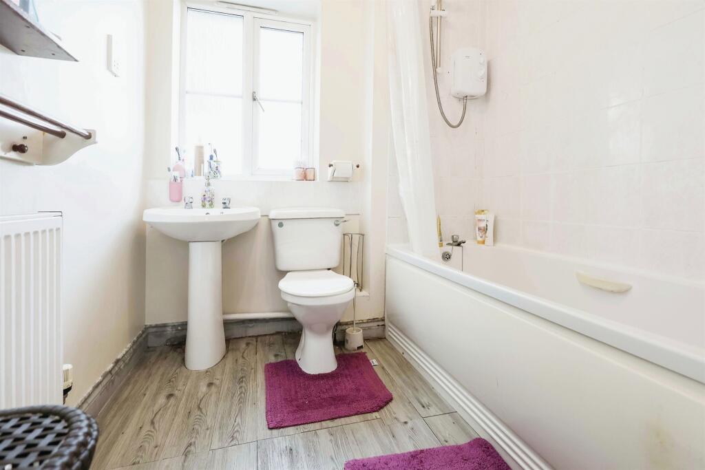 Additional property image - Kew Gardens, BIRMINGHAM