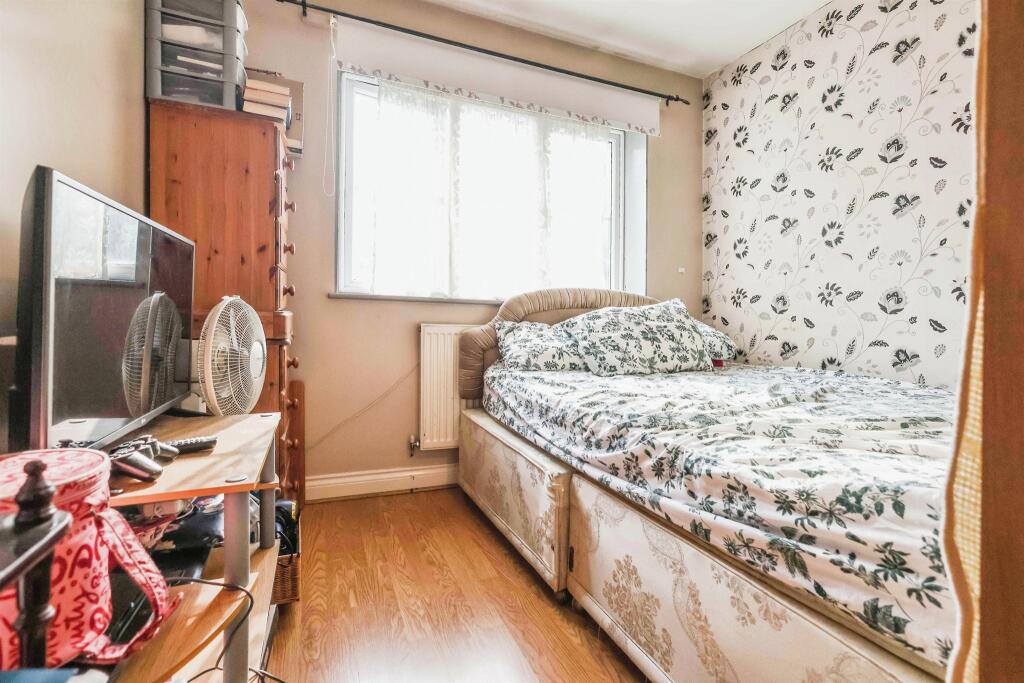 Additional property image - Kew Gardens, BIRMINGHAM