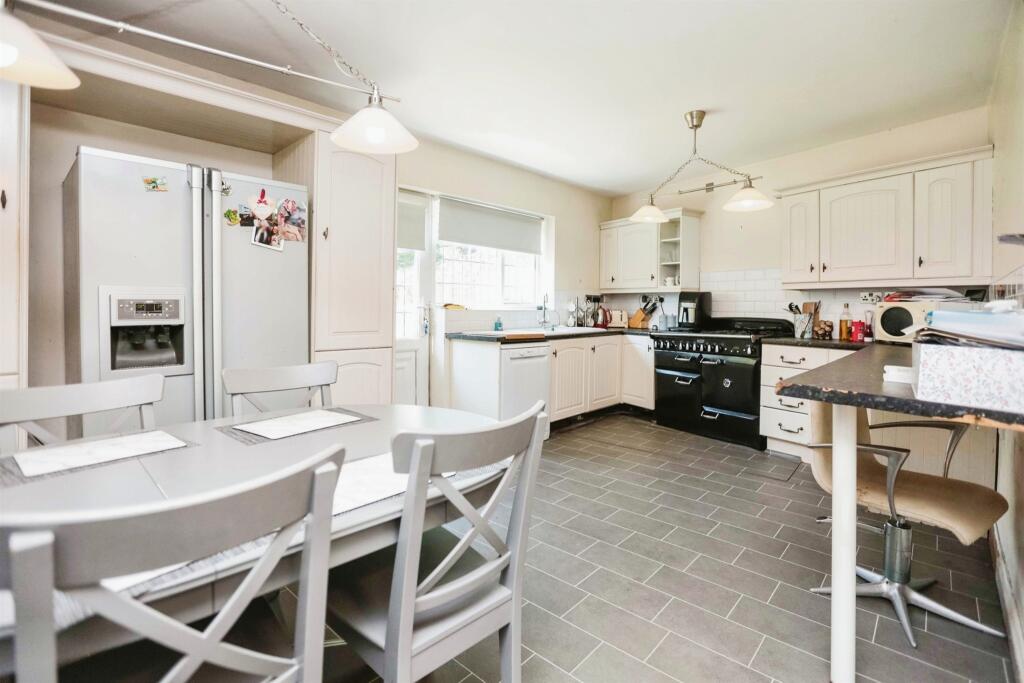 Additional property image - Beverley Grove, BIRMINGHAM