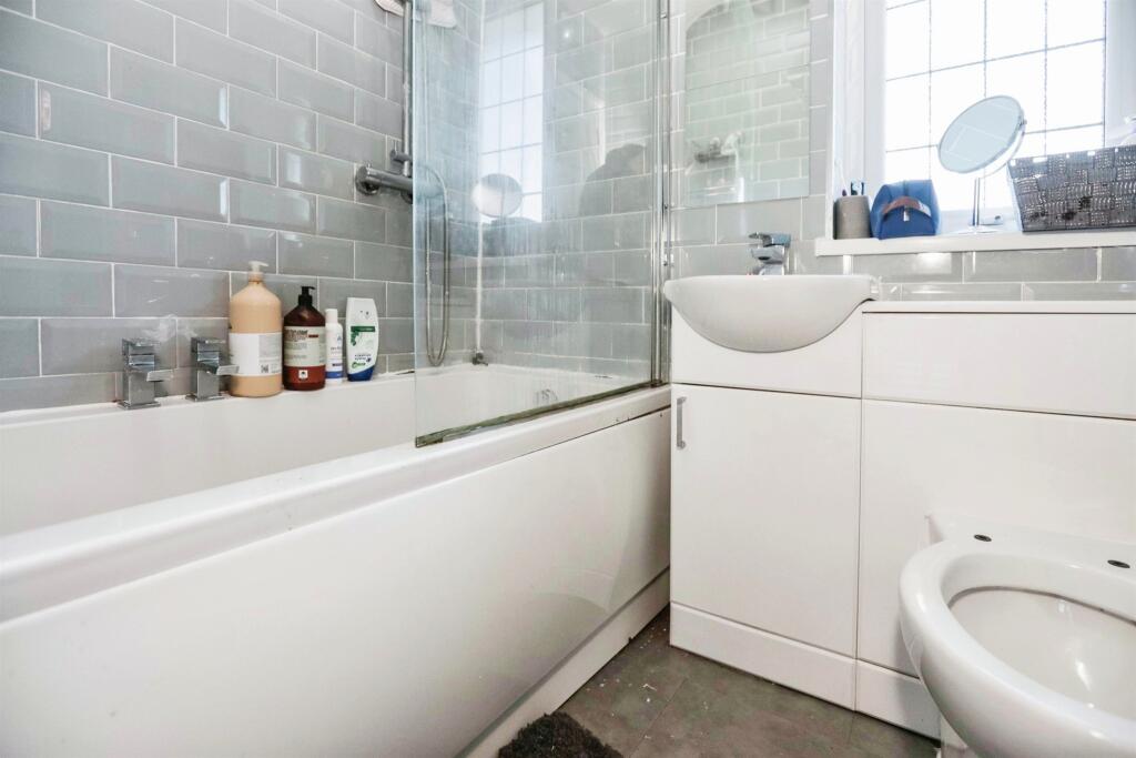 Additional property image - Beverley Grove, BIRMINGHAM