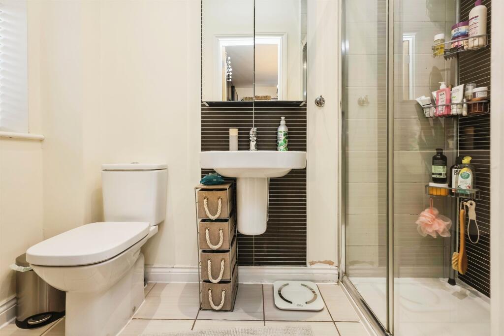 Additional property image - Dove Close, Birmingham