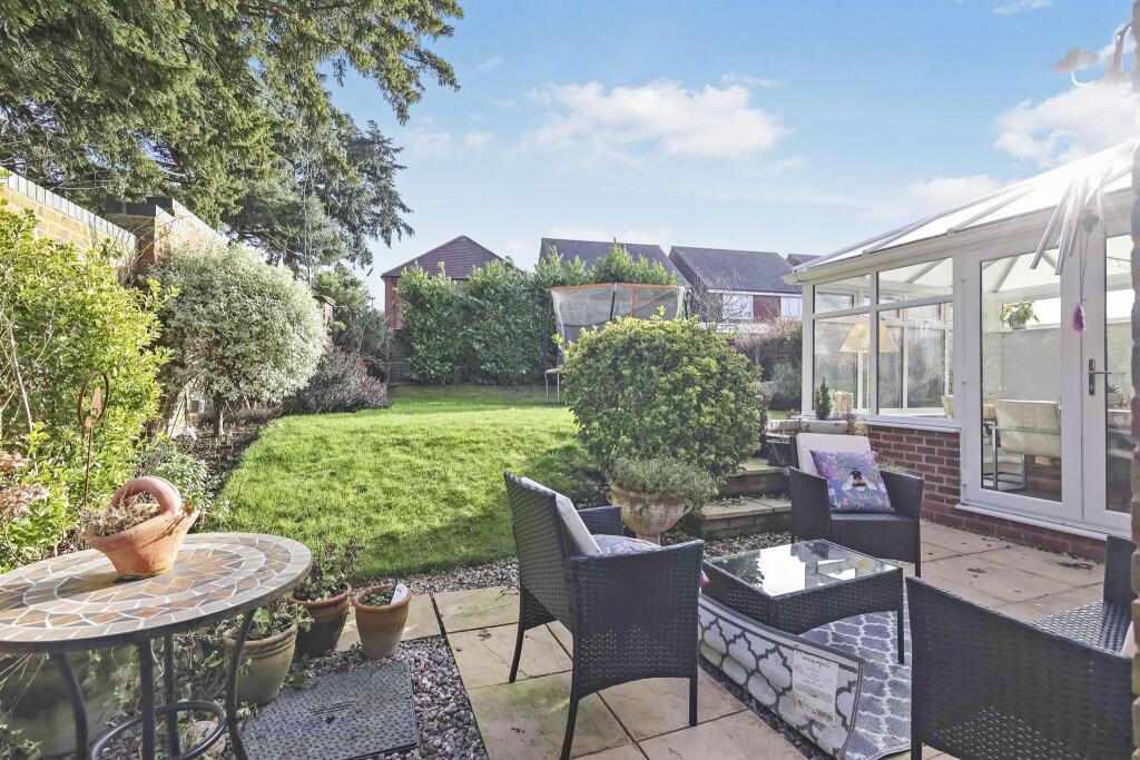 Additional property image - Dove Close, Birmingham