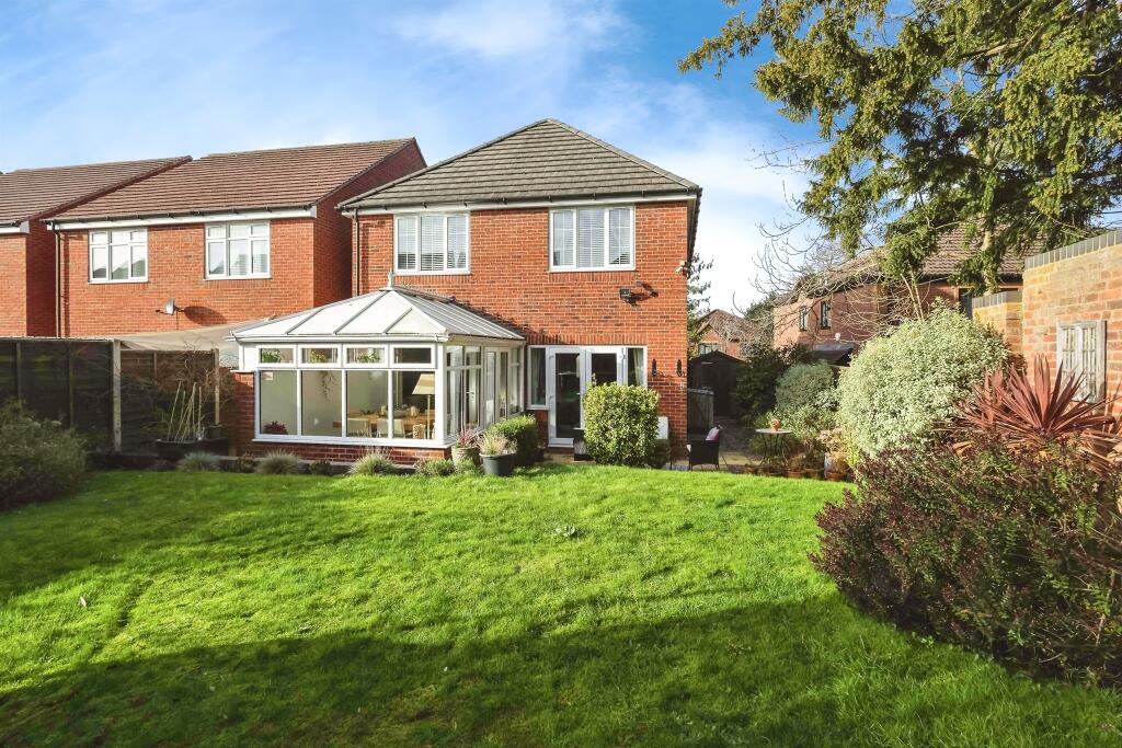 Additional property image - Dove Close, Birmingham