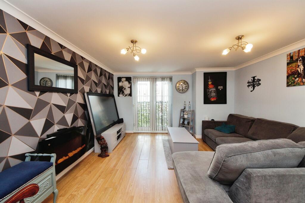 Additional property image - Canal Court, Birmingham