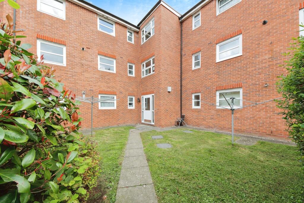 Additional property image - Canal Court, Birmingham