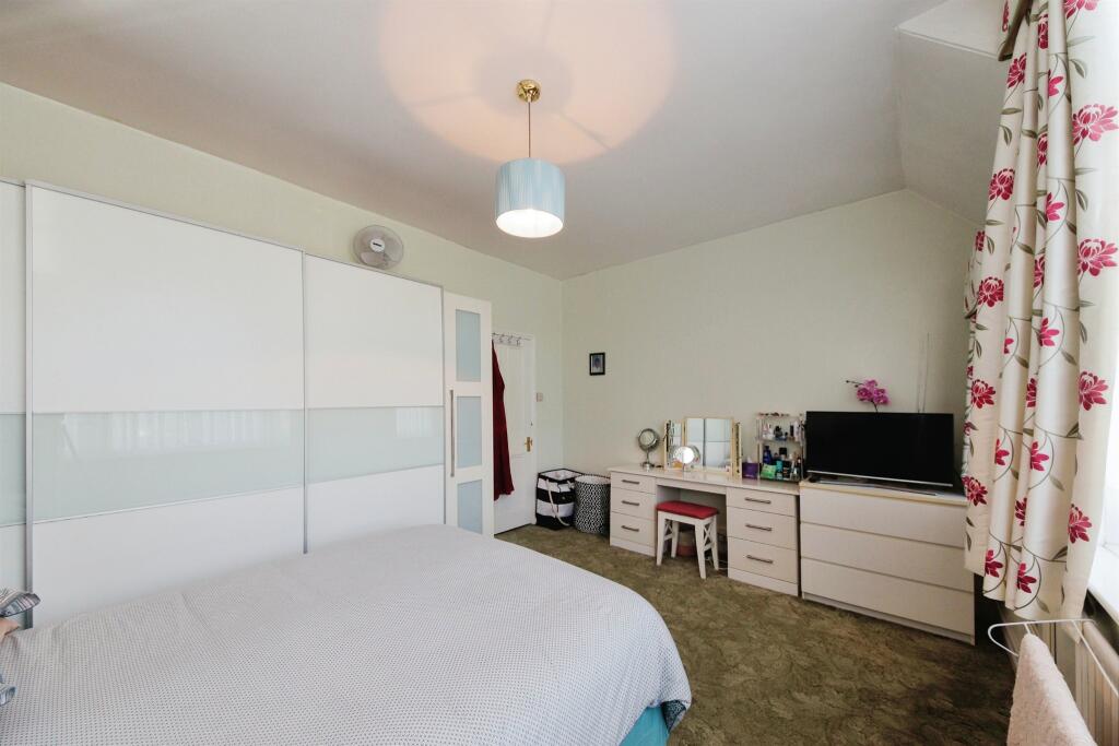 Additional property image - Reddings Lane, Tyseley, Birmingham