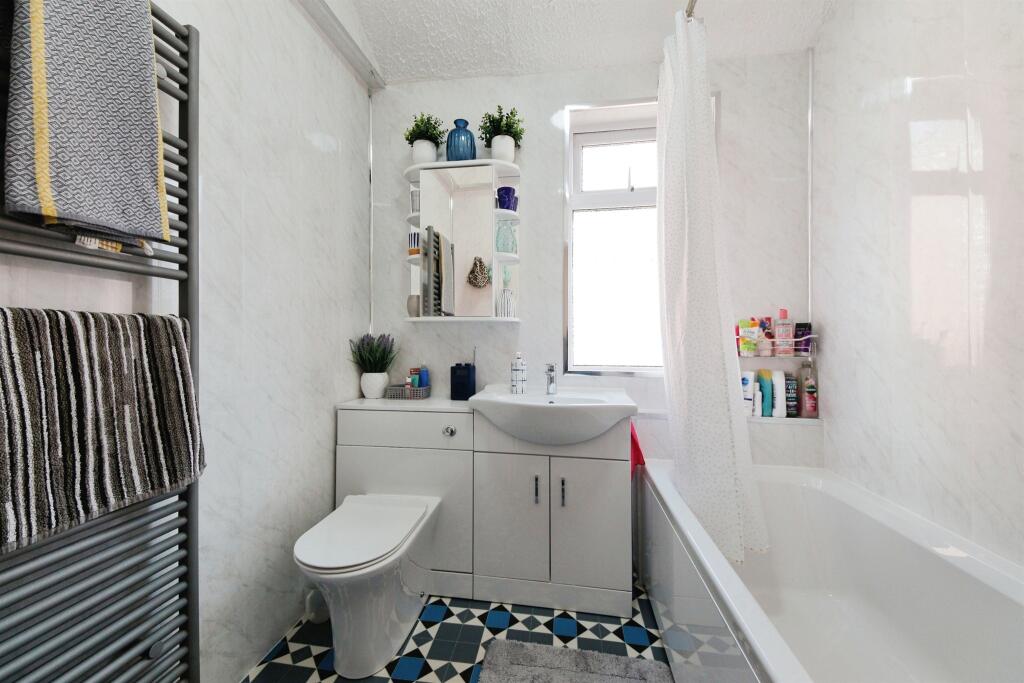Additional property image - Reddings Lane, Tyseley, Birmingham