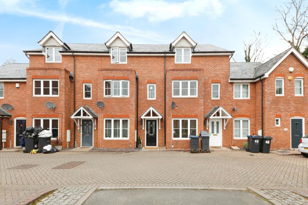 Main image of property: Canal Court, Birmingham
