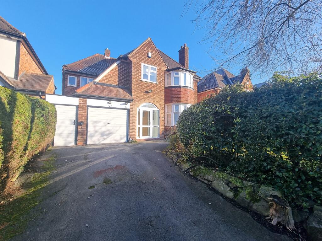 4 bedroom detached house for sale in St. Helens Road, Solihull, B91