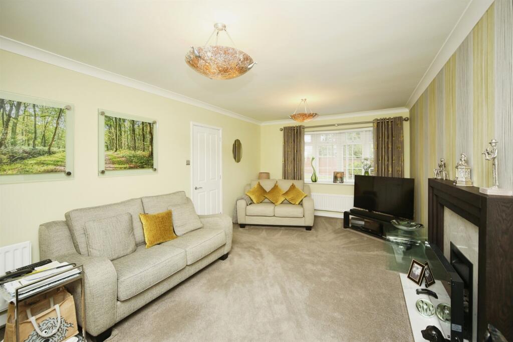 Additional property image - Spooners Close, Solihull