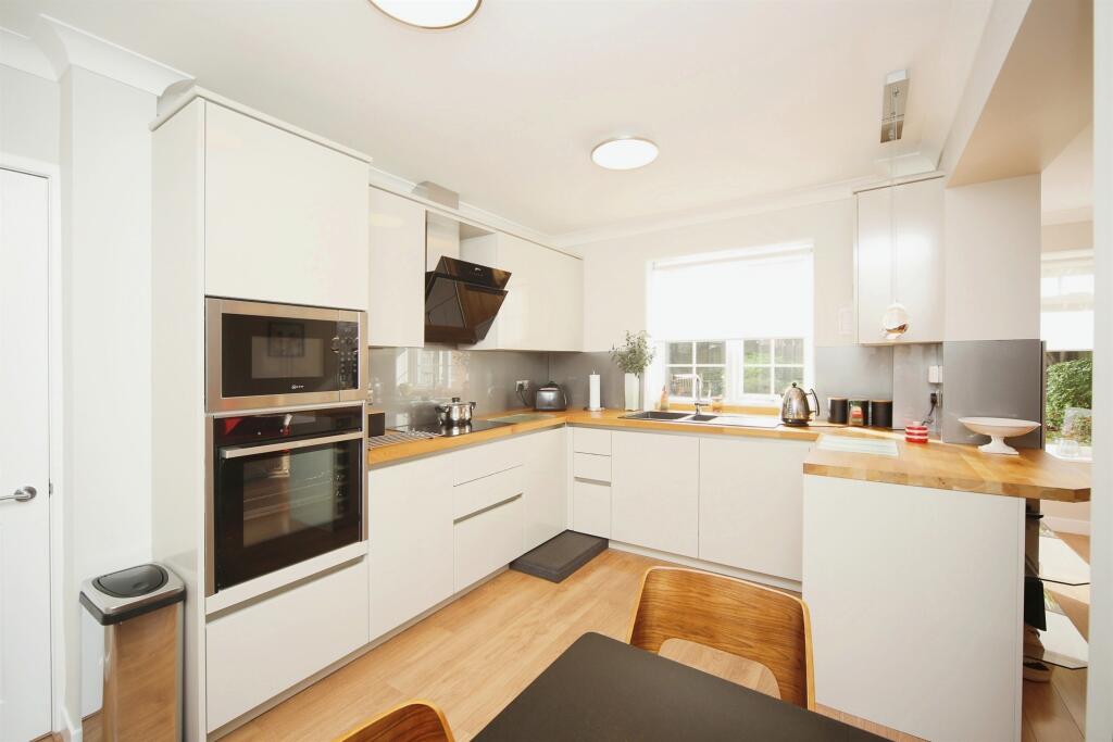 Additional property image - Spooners Close, Solihull