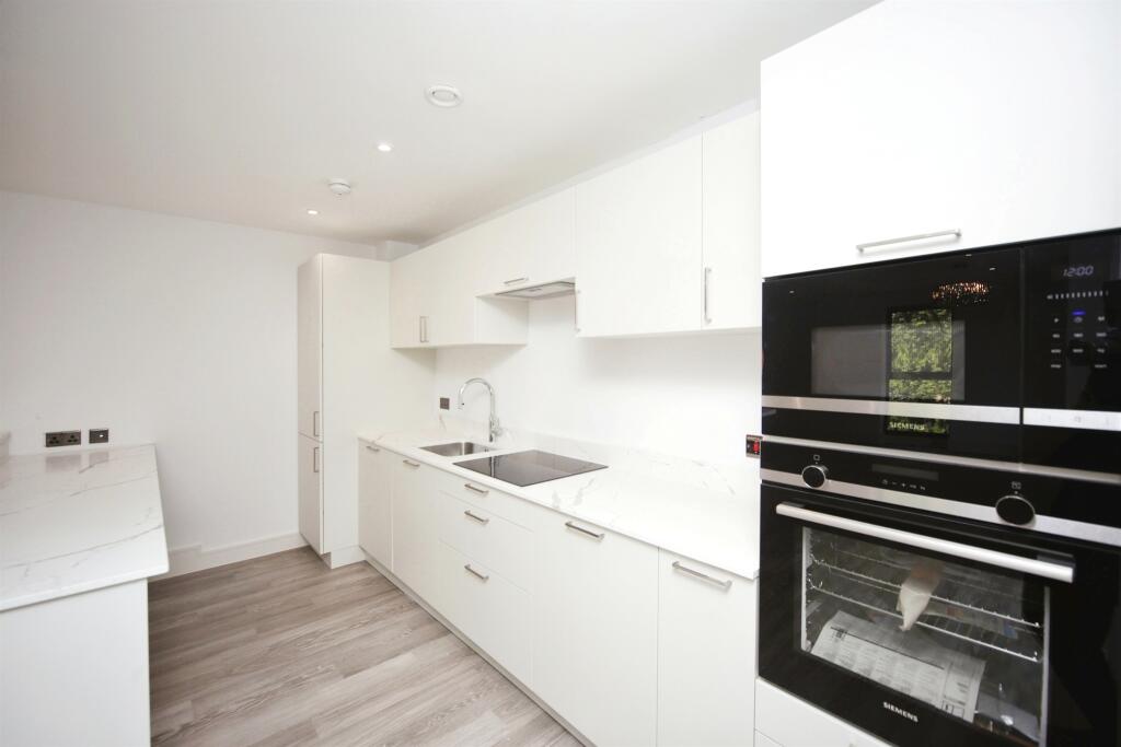 Additional property image - Alfred Place, Blossomfield Road, Solihull