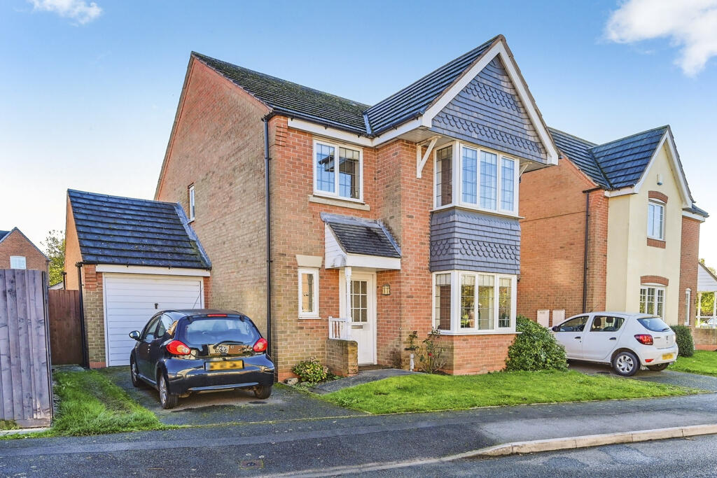 4 bedroom detached house for sale in Basin Lane, Tamworth, B77