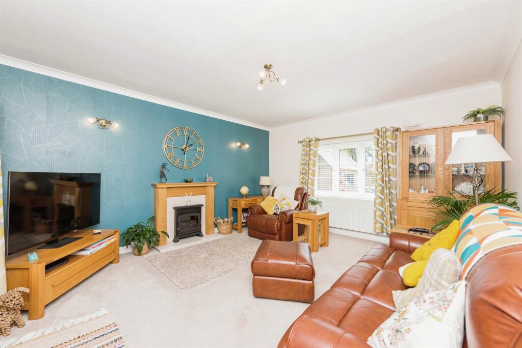 Additional property image - Lichfield Street, Fazeley, Tamworth