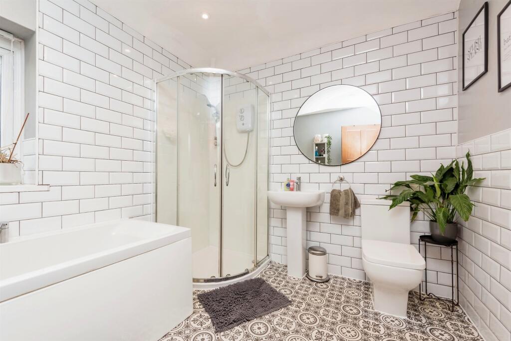 Additional property image - Tamworth Road, Kingsbury, TAMWORTH