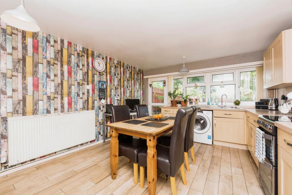 Additional property image - Balfour, Tamworth
