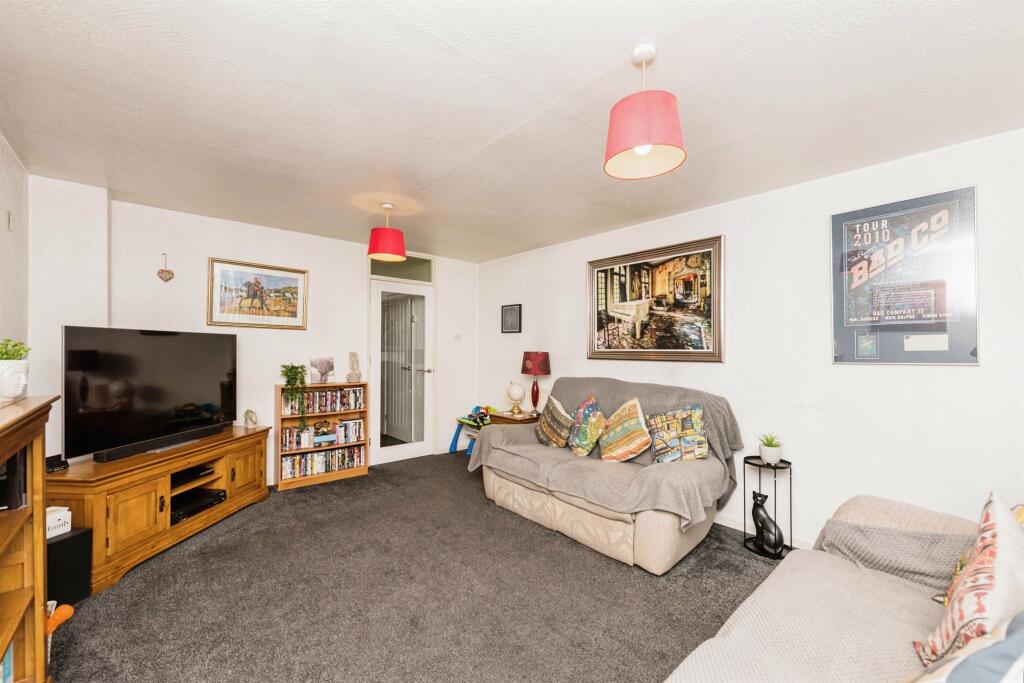 Additional property image - Balfour, Tamworth