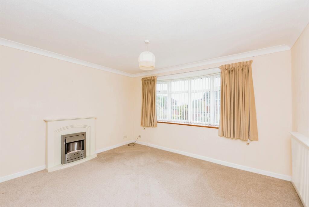Additional property image - Hampton Close, Tamworth