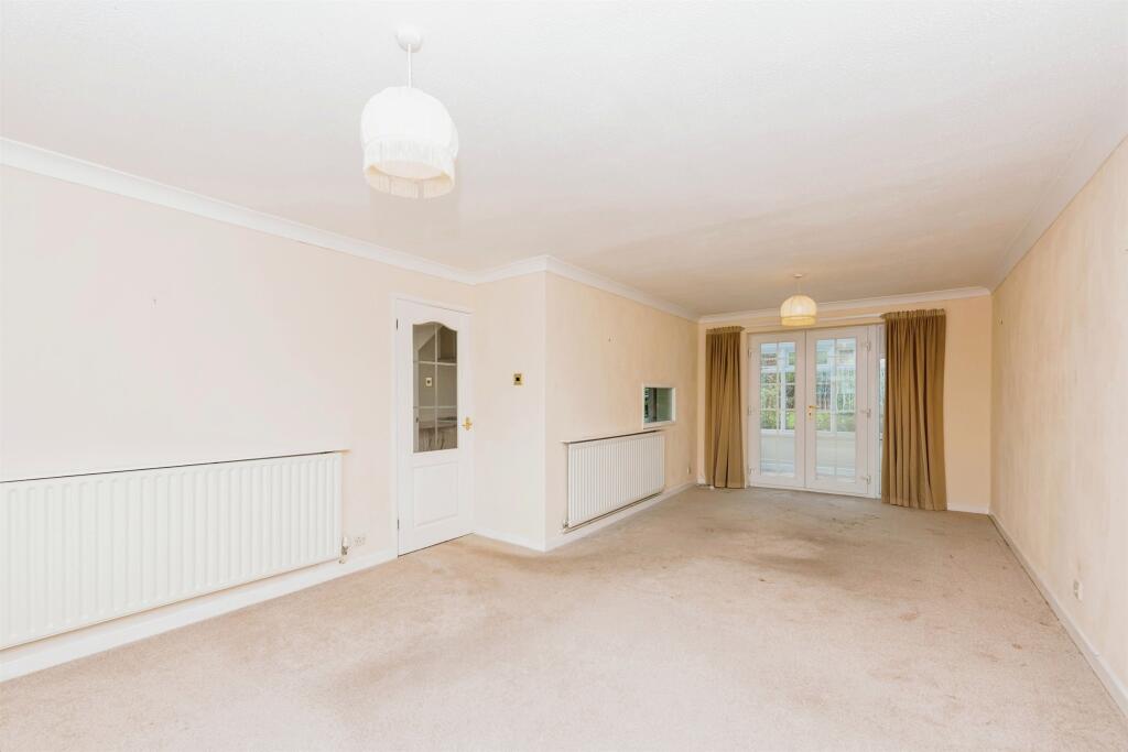 Additional property image - Hampton Close, Tamworth