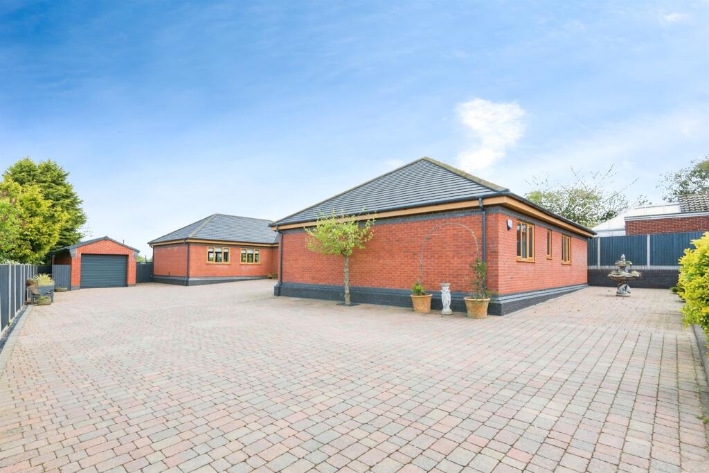Additional property image - Knowle Hill, Hurley, ATHERSTONE