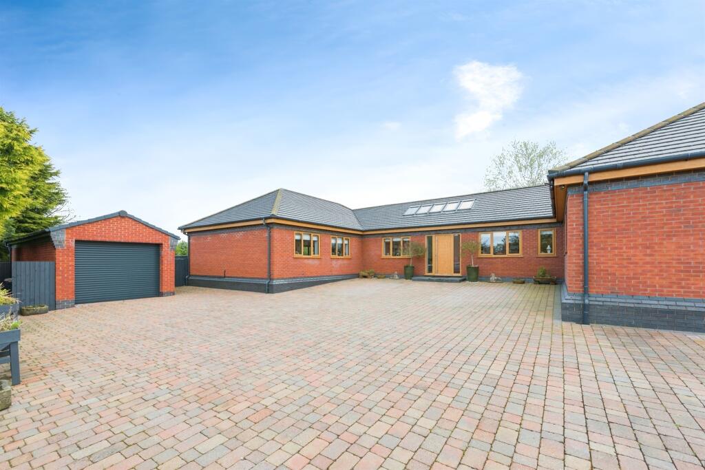 Additional property image - Knowle Hill, Hurley, ATHERSTONE