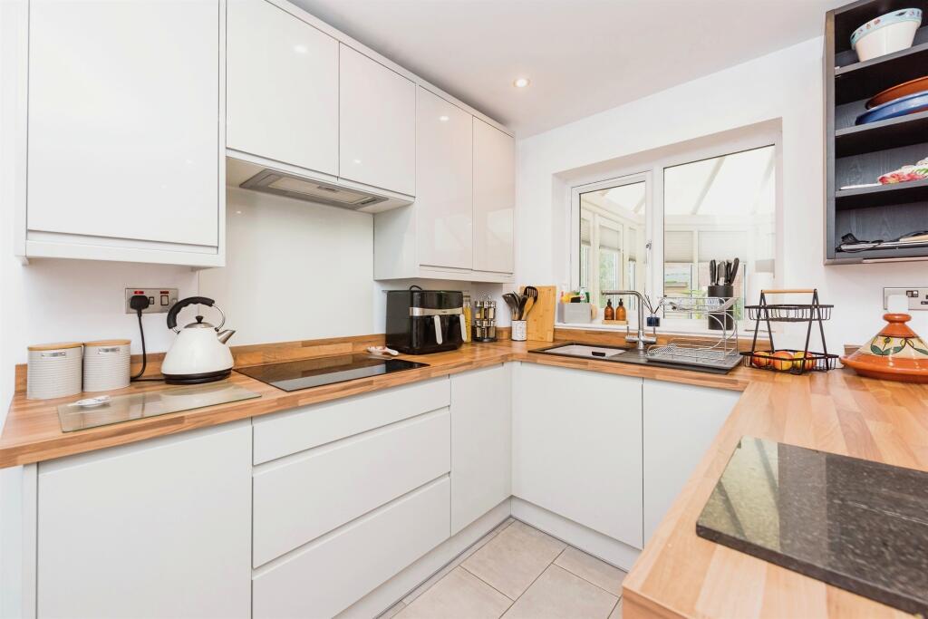 Additional property image - Cheviot, Wilnecote, Tamworth