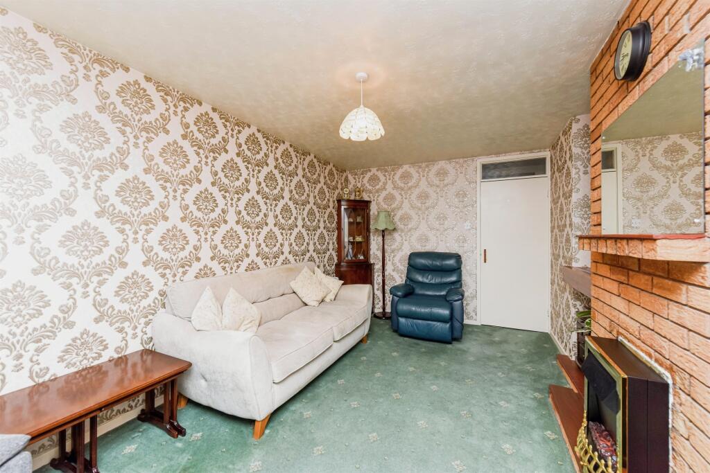 Additional property image - Sycamore, Wilnecote, Tamworth