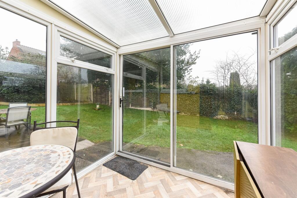 Additional property image - Fairway, Wilnecote, Tamworth