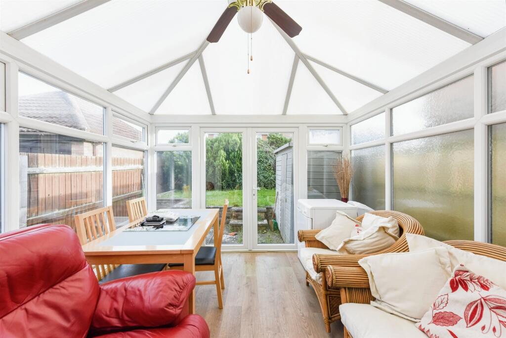 Additional property image - Martins Drive, Atherstone