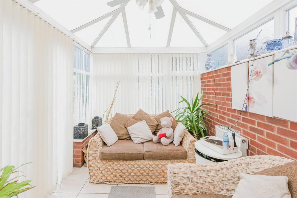 Additional property image - Watling Street, Dordon, Tamworth