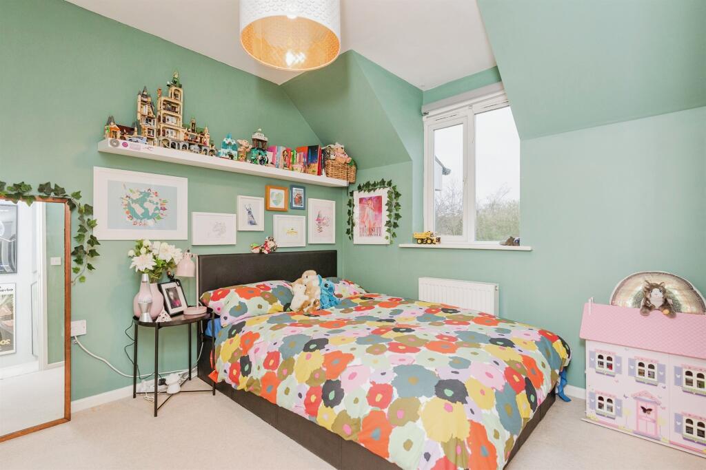 Additional property image - Paddock Close, Wilnecote, TAMWORTH