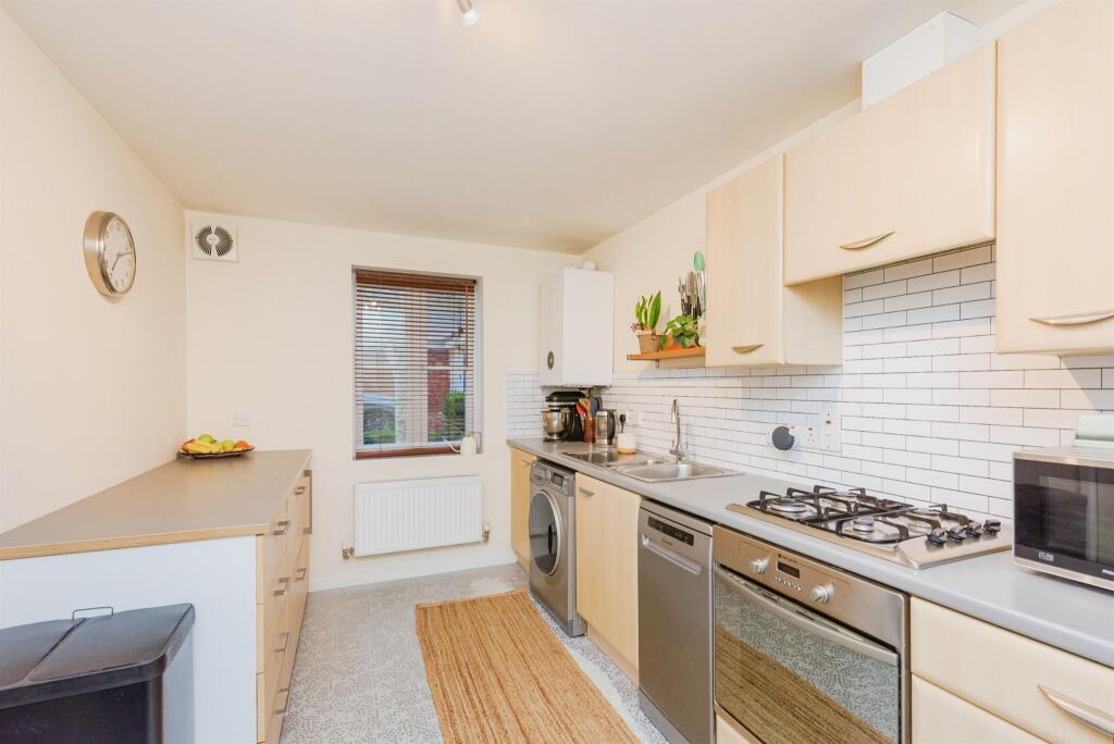 Additional property image - Paddock Close, Wilnecote, TAMWORTH