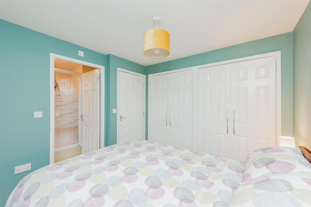 Additional property image - Paddock Close, Wilnecote, TAMWORTH