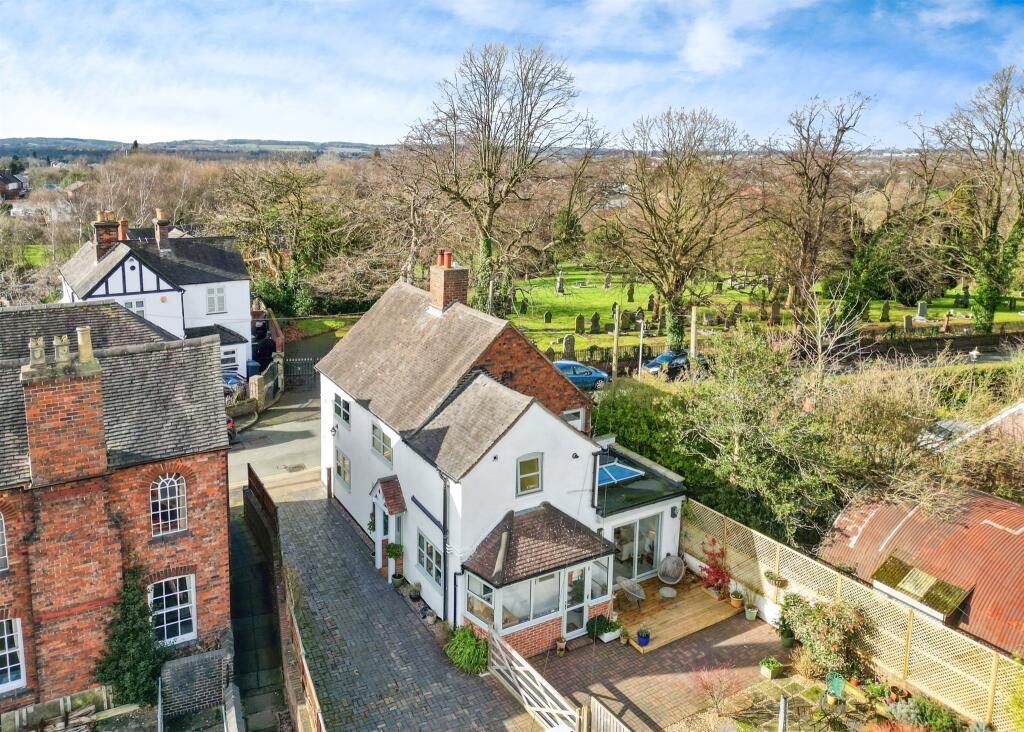 Main image of property: Glascote Lane, Wilnecote, TAMWORTH