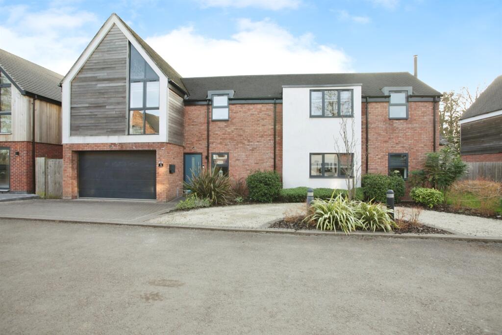 Main image of property: Hawcutt Drive, Caldecote, Nuneaton