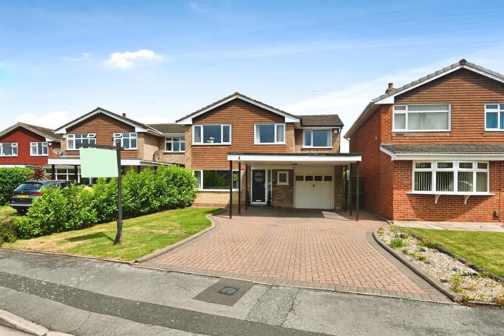 Main image of property: Aldin Close, Bonehill, Tamworth