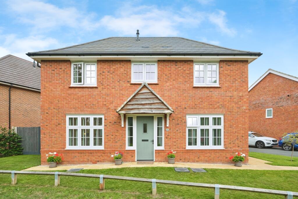 Main image of property: Lapley Avenue, Amington, Tamworth