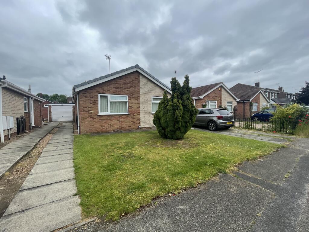 Main image of property: Long Meadow, Mansfield Woodhouse, NG19