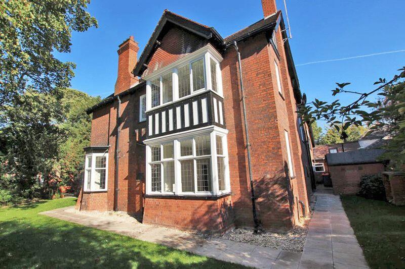 Main image of property: THE LODGE, ABBEY ROAD, GRIMSBY