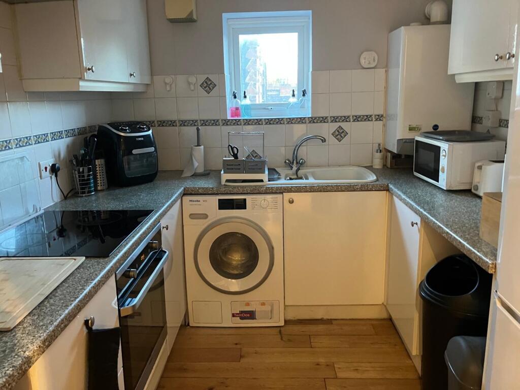 Main image of property: Godstone Road, CR8