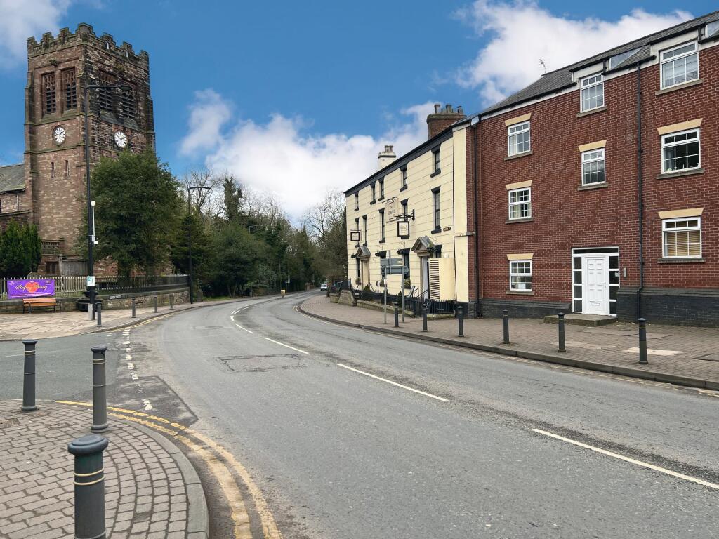 Main image of property: High Street, Newton-Le-Willows, WA12 9SP