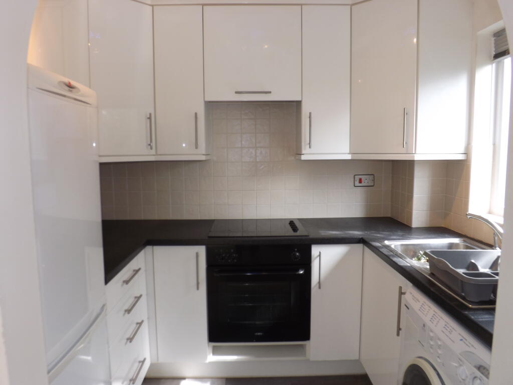 Main image of property: Tor Close, Waterlooville