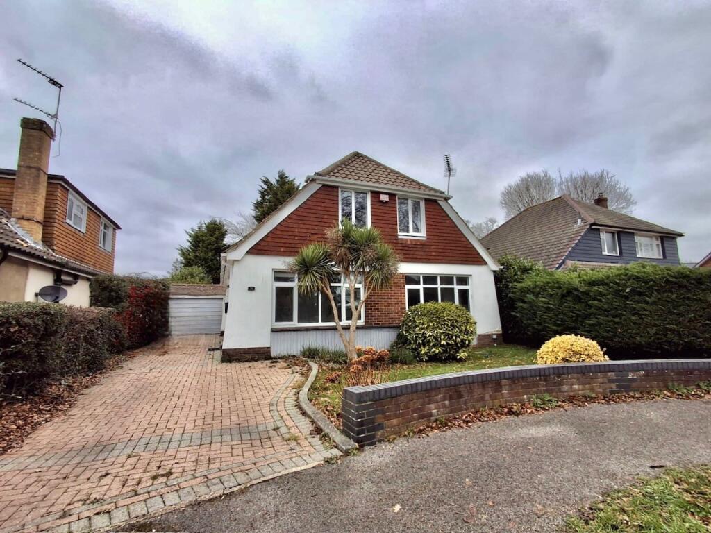 Main image of property: The Glade, Waterlooville