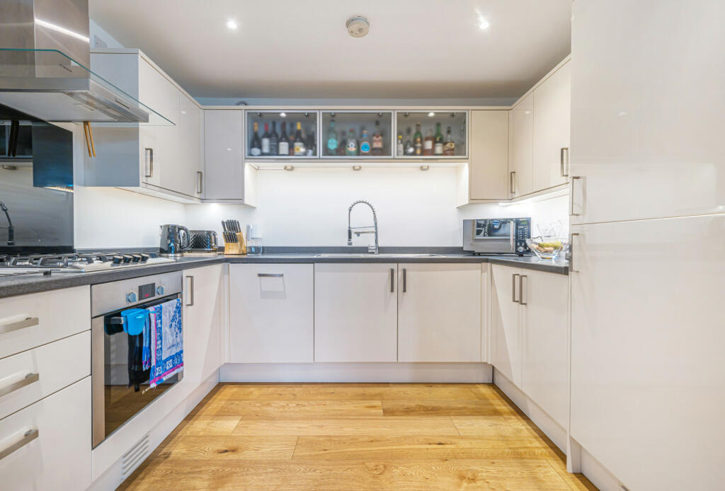 Additional property image - Liberty Gardens, Caledonian Road, Bristol, Somerset, BS1