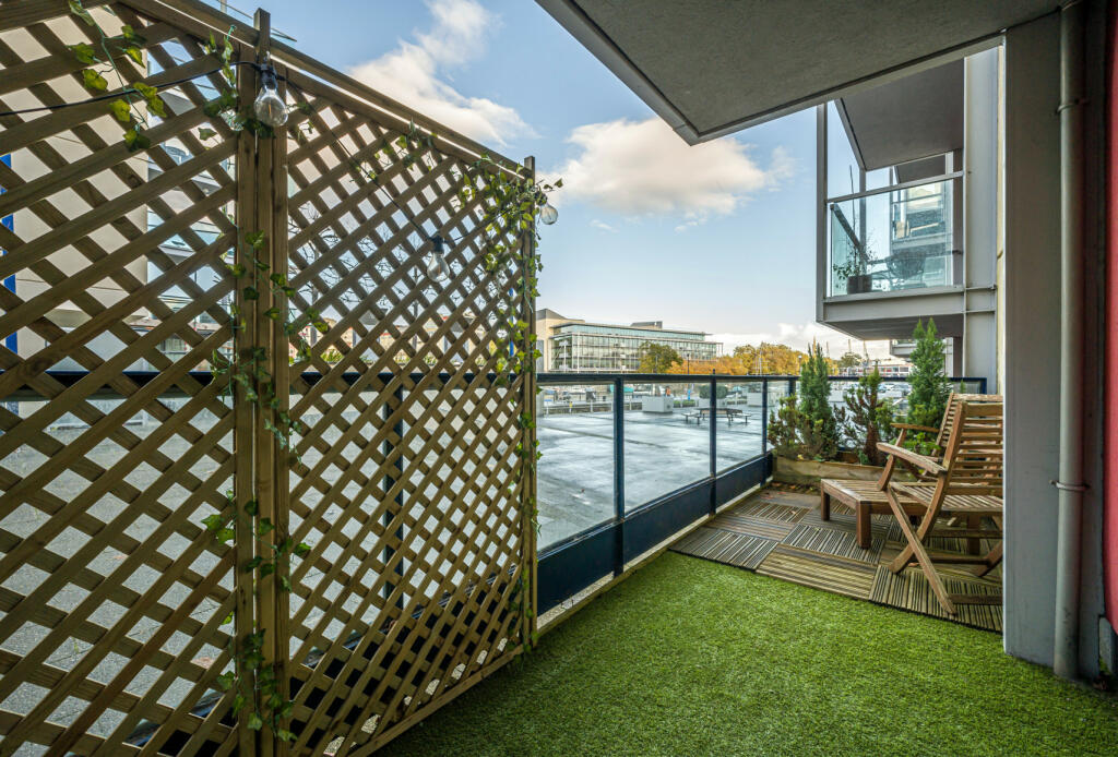 Additional property image - Liberty Gardens, Caledonian Road, Bristol, Somerset, BS1