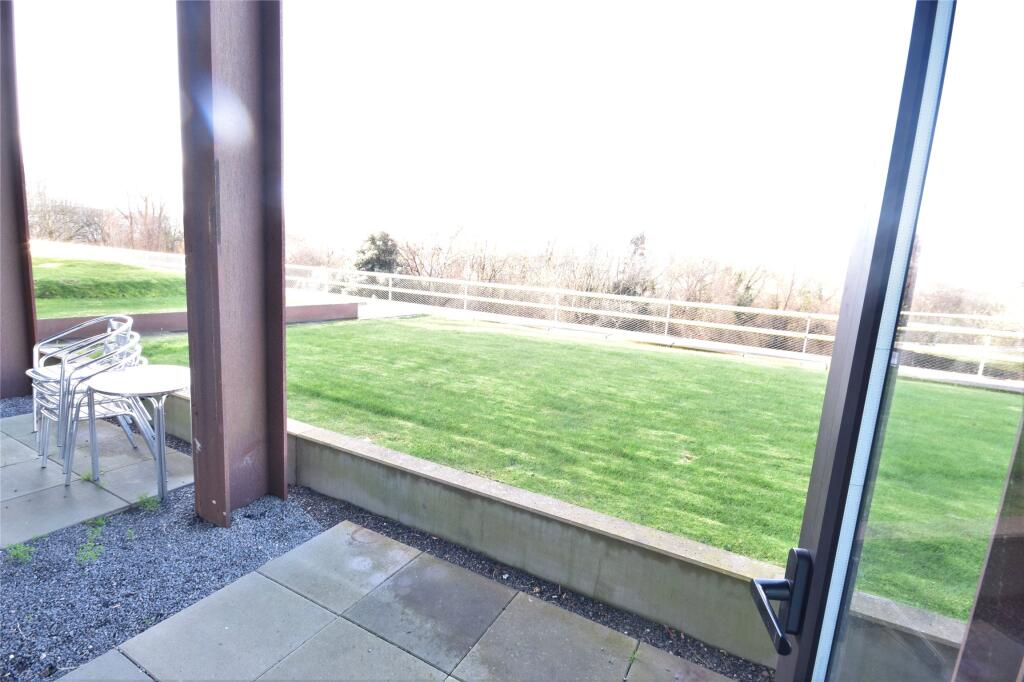 Additional property image - Lakeshore, Lake Shore Drive, BRISTOL, BS13