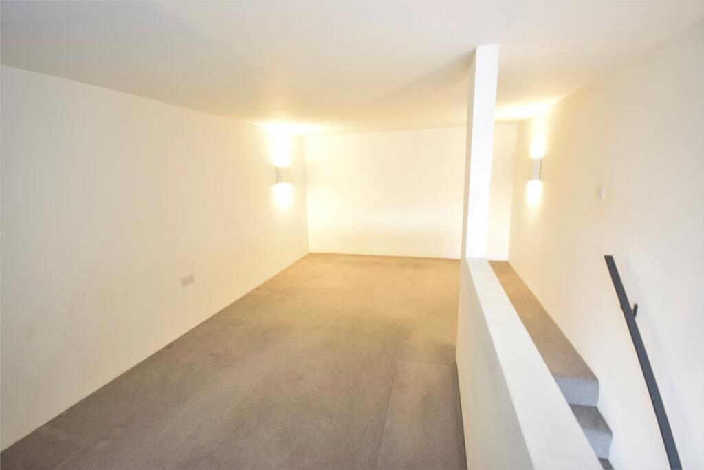 Additional property image - Lakeshore, Lake Shore Drive, BRISTOL, BS13